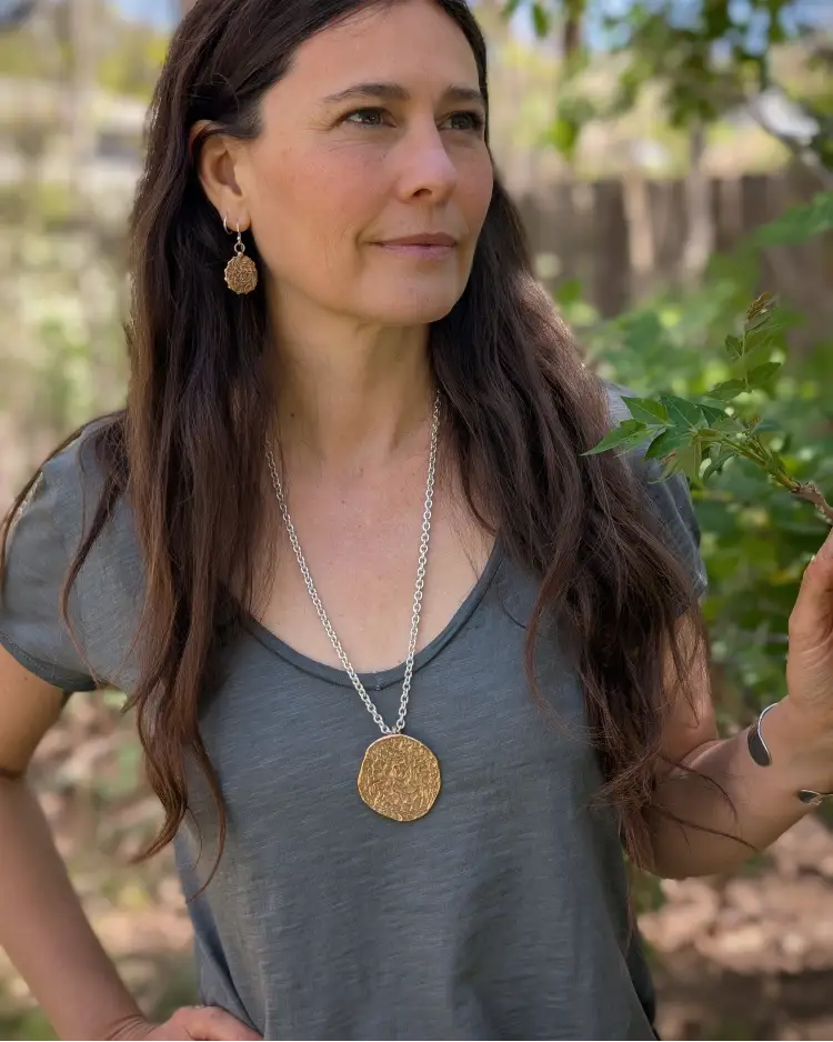 WOMAN OF WONDER